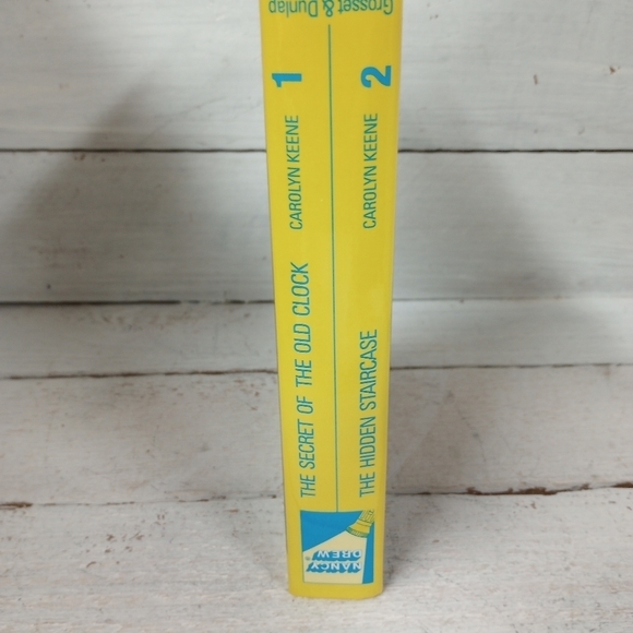 The Hidden Staircase, The Secret of the Old Clock, Pair of Nancy Drew Mysteries - Picture 4 of 9